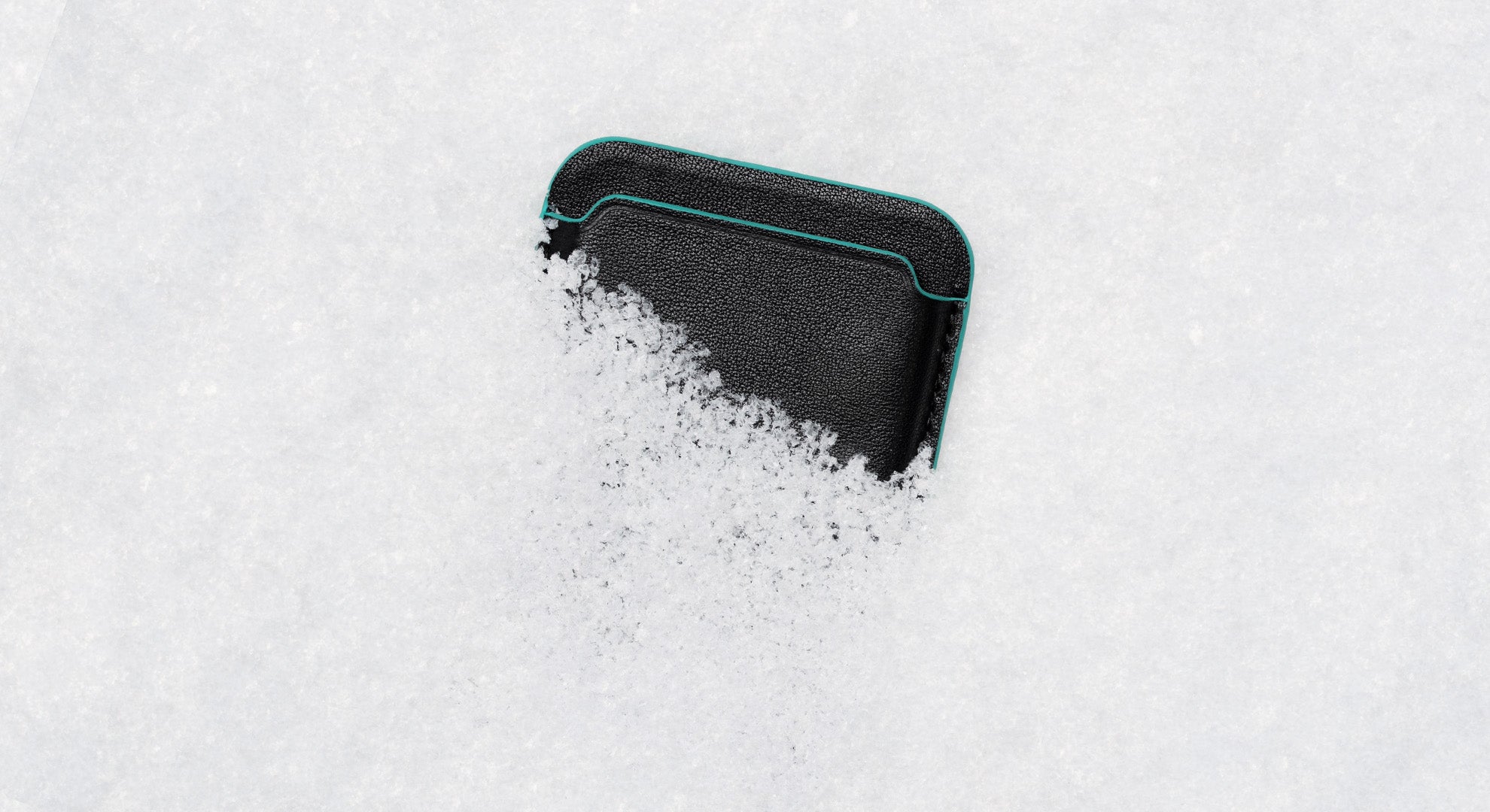 Tieks by gavrieli magnet wallet