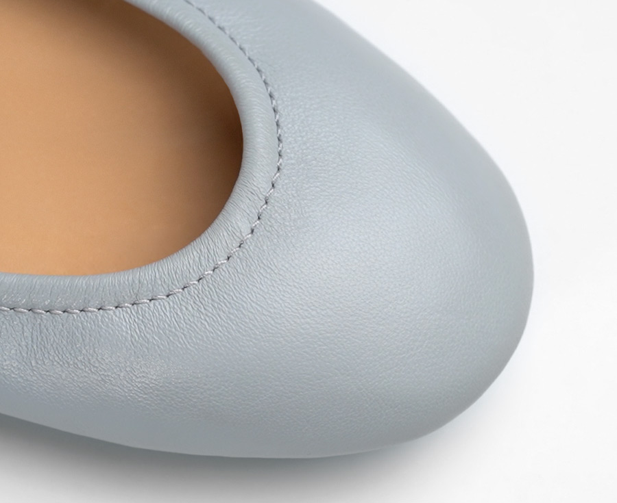 toe box of tieks
